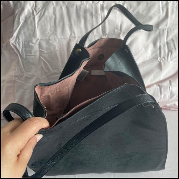 Black tote bag, in excellent condition! - Picture 3 of 3
